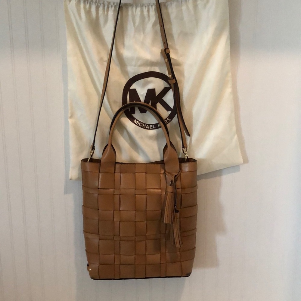 Michael Kors Leather Shoulder Bag